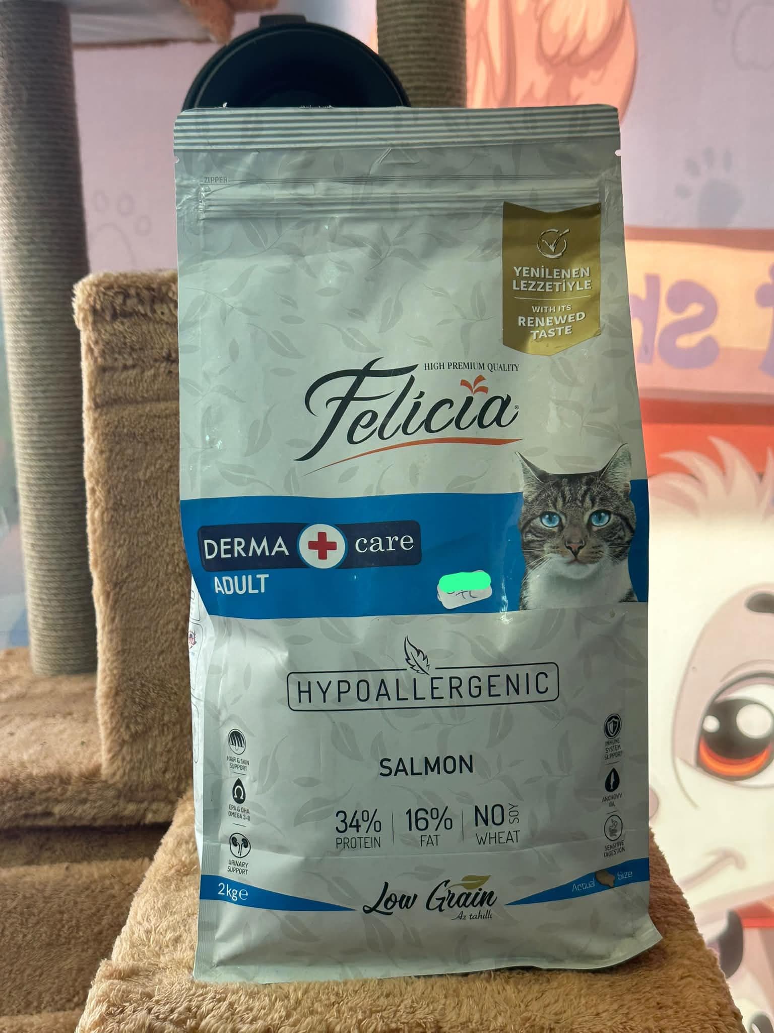 Felicia Derma Care Adult (Yetişkin Kedi) Somonlu Kedi Maması
