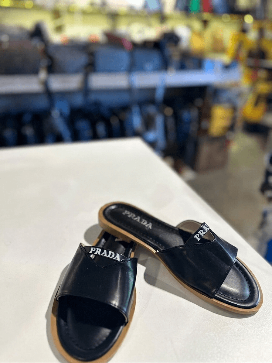 Prada Kadın Terlik