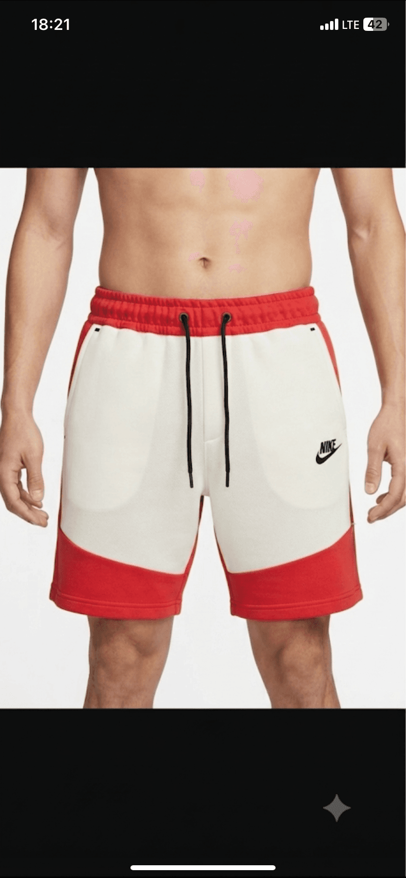 Sportswear: Renk Bloklu ve Dokulu Şort (Kırmızı/Kırık Beyaz)