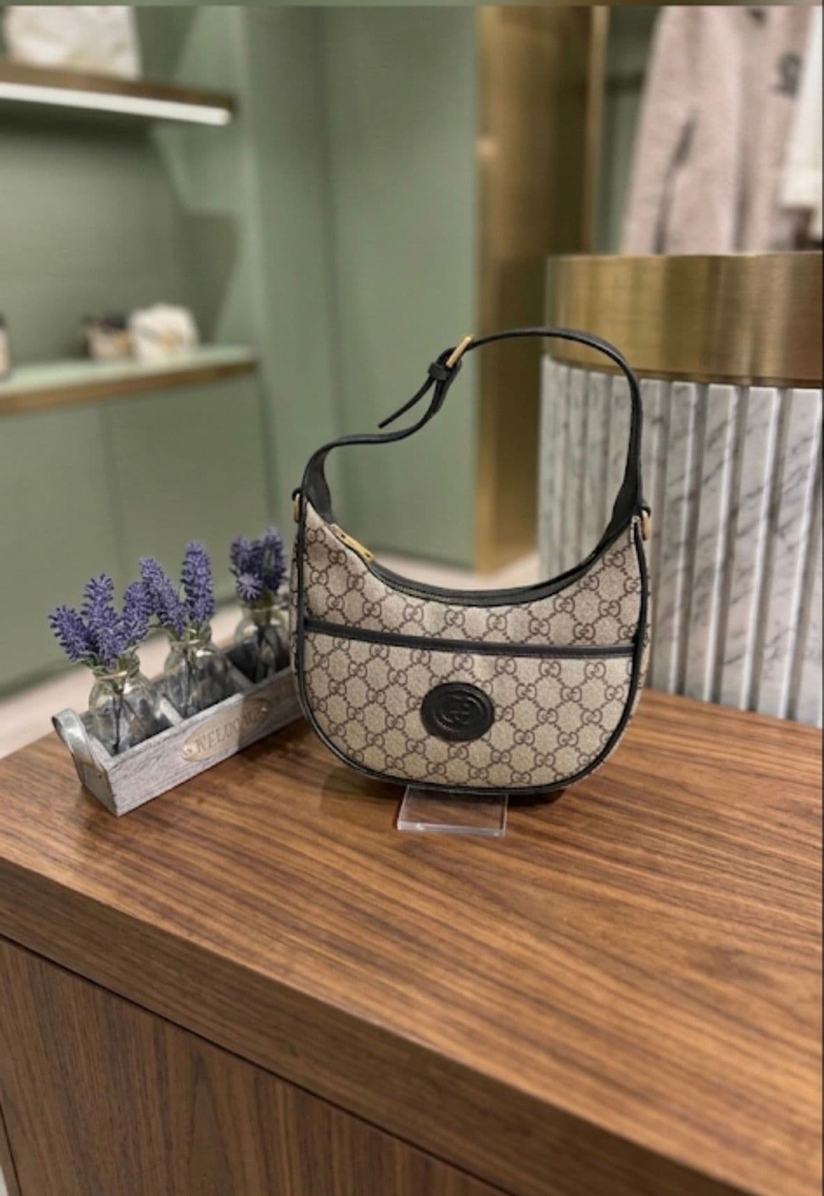 Gucci omuz çantası