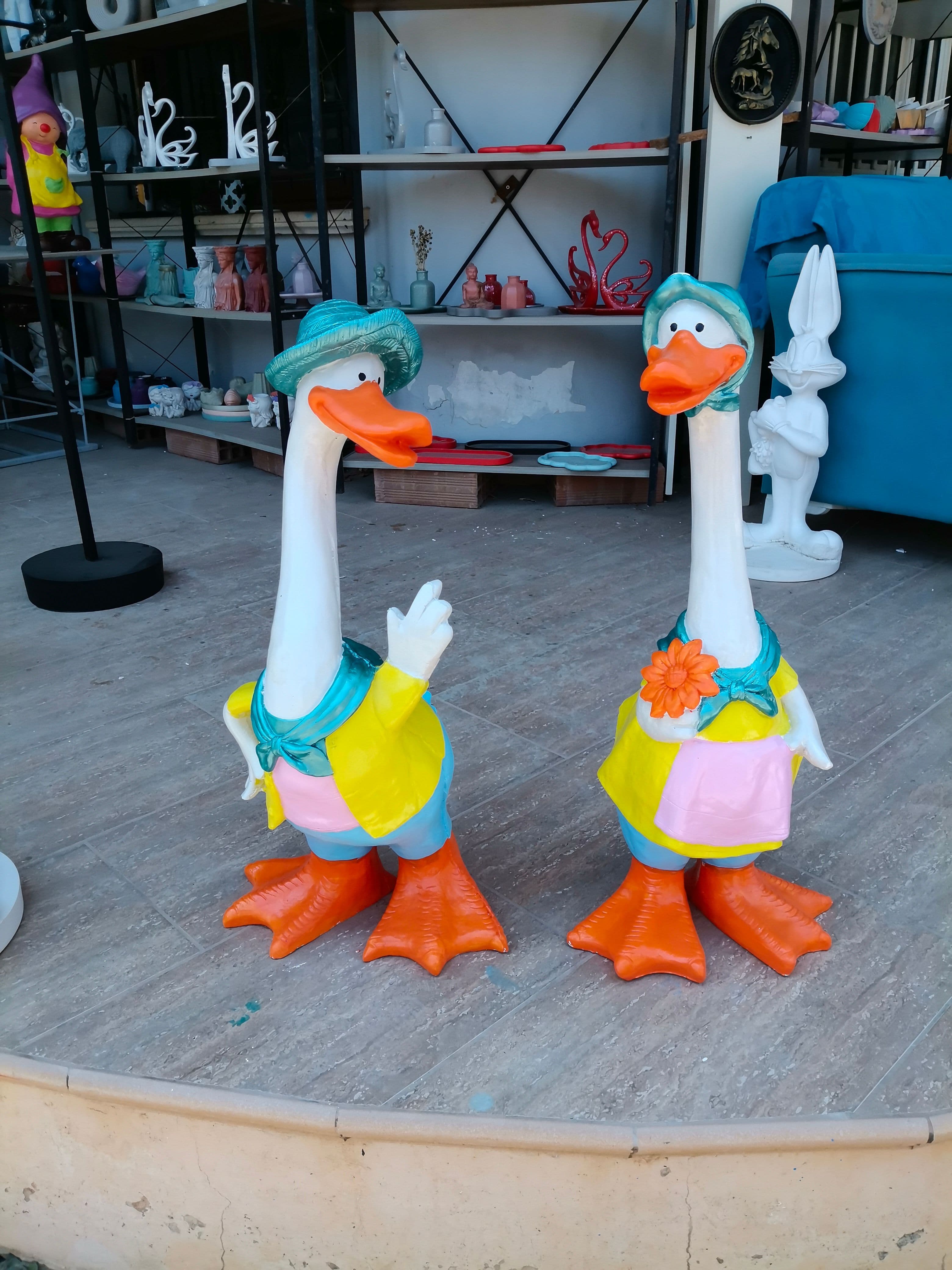 70 cm Bay Bayan Ordek Bahçe Heykeli